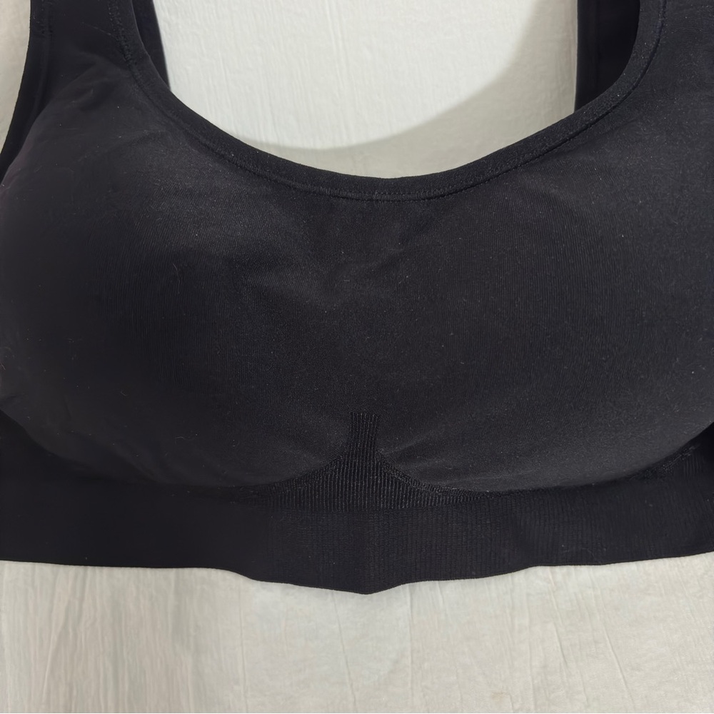 Truekind® Wireless Shaper Bra - Daily Comfort Size L Black - Picture 2 of 10